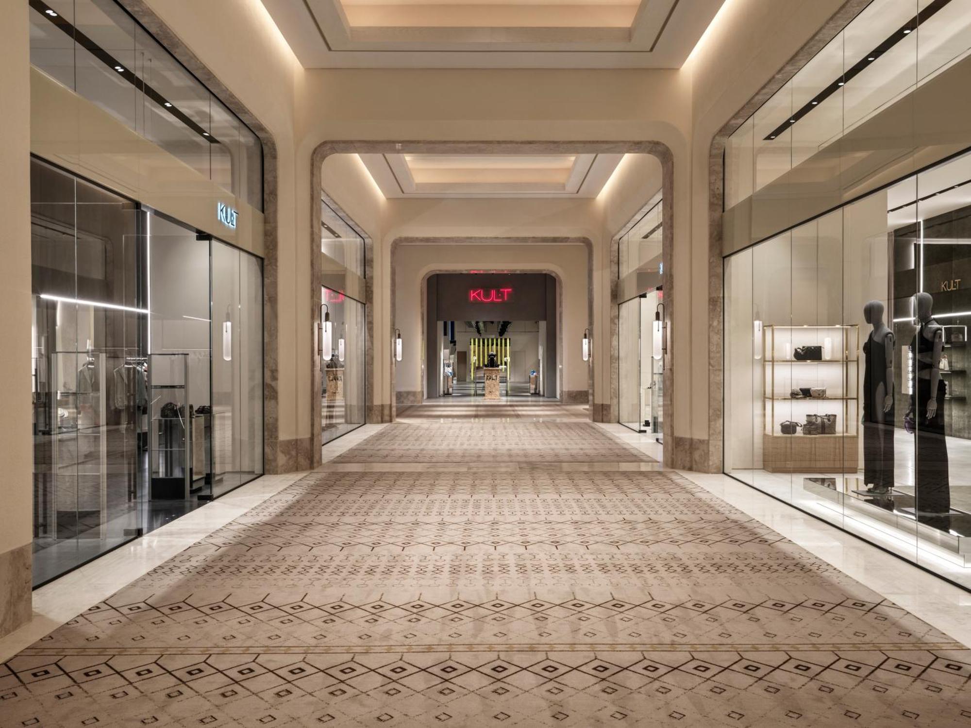 City Of Dreams Mediterranean - Integrated Resort, Casino & Entertainment 利马索尔 外观 照片 The interior of the shopping mall