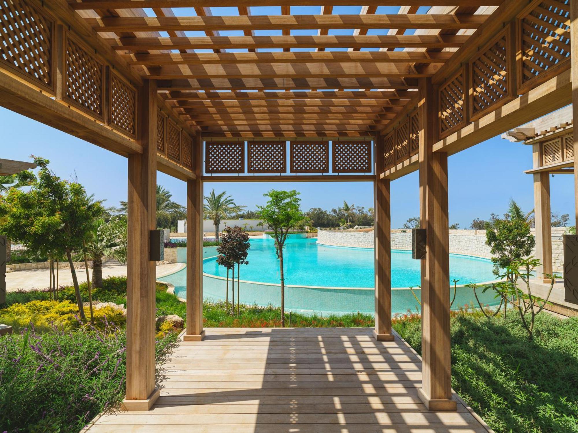 City Of Dreams Mediterranean - Integrated Resort, Casino & Entertainment 利马索尔 外观 照片 The Village